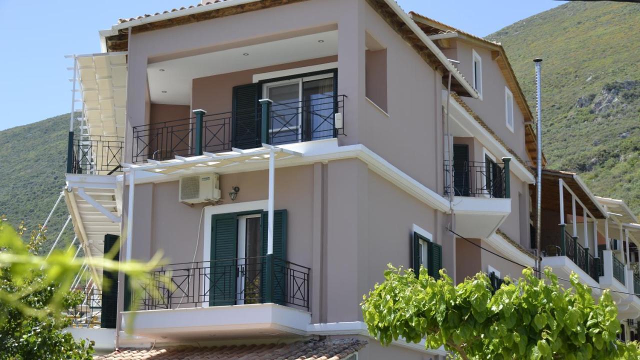 Iliaktida Studios Vasiliki  Bagian luar foto